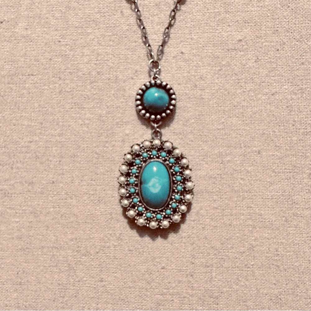 Vintage | Necklace | Faux Turquoise & Pearl Necklace